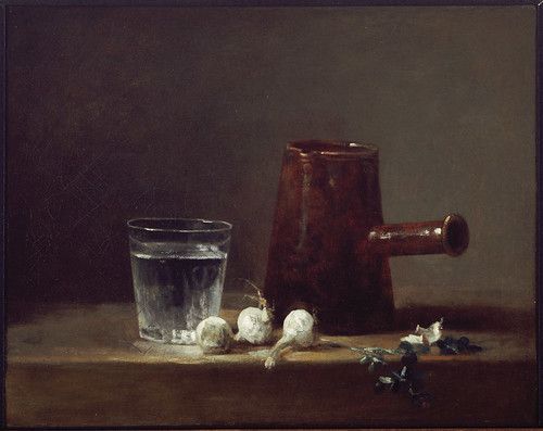 12. Vaso de agua y cafetera